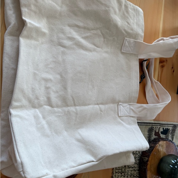 Brand new White Fox tote - Picture 4 of 5